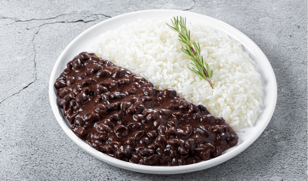 Por que o arroz é a melhor companhia pro&nbsp;feijão?